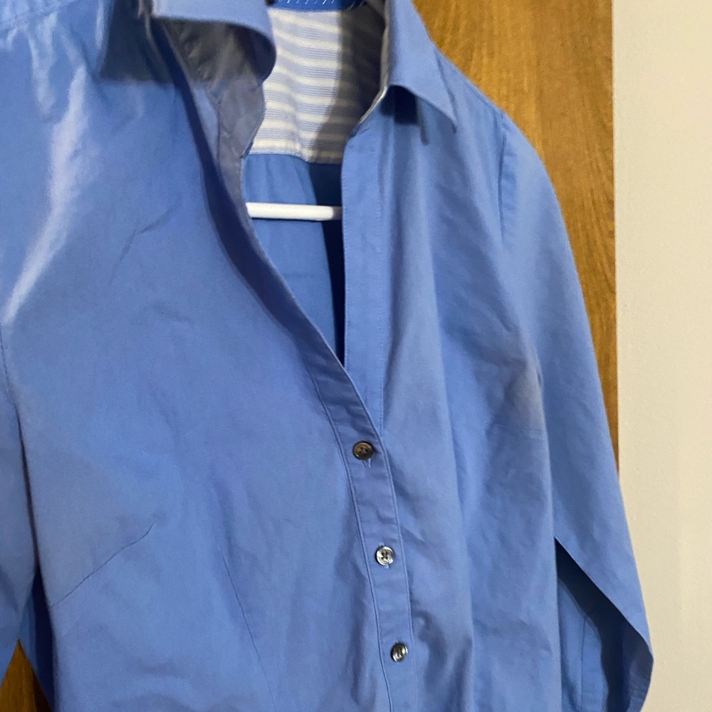 Professional button-up - Picture 2 of 5